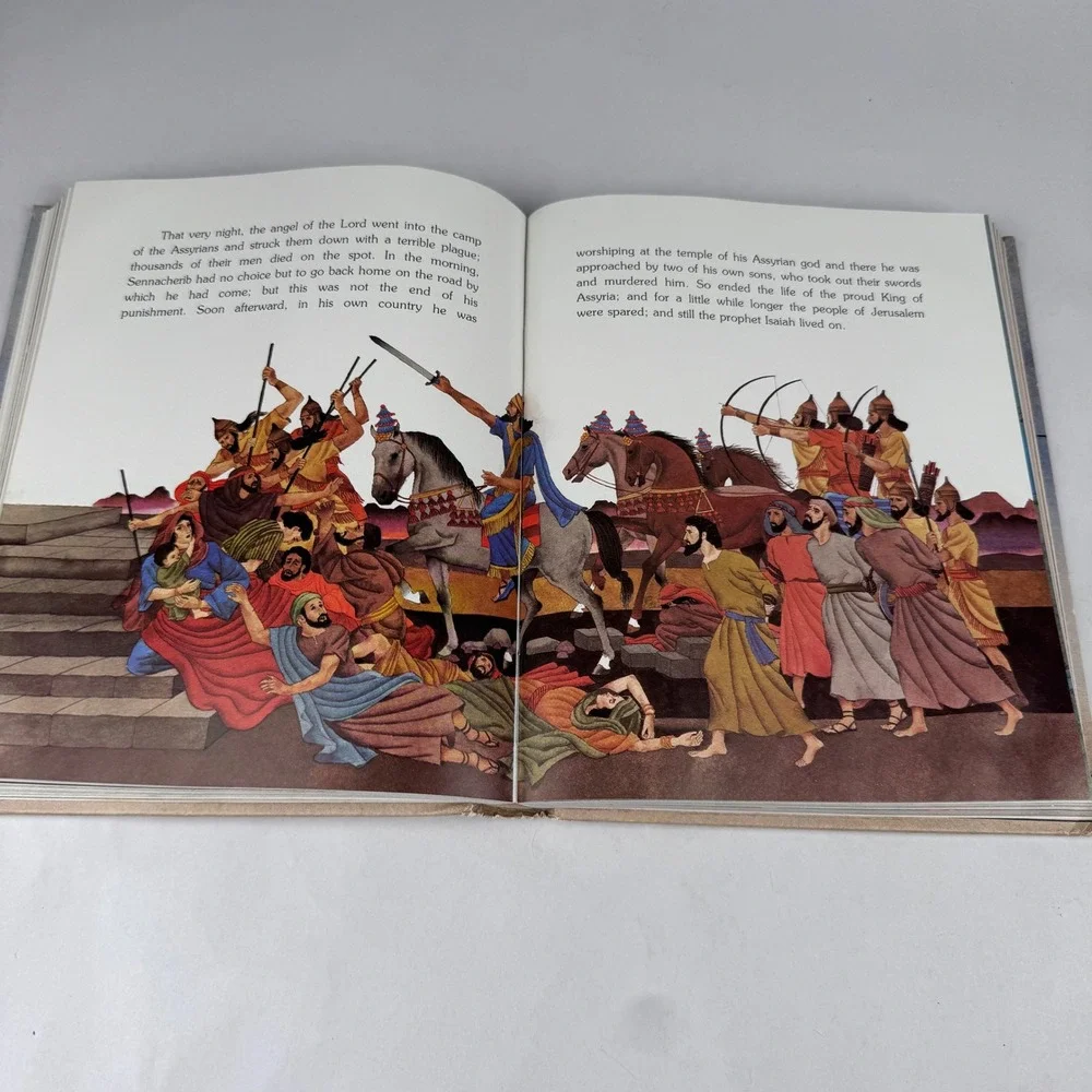 Vintage 1983 Double Illustrated Childrens Bible Hardback Sandol Stoddard